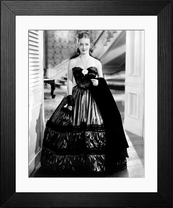 Framed Print : JEZEBEL, Bette Davis, 1938