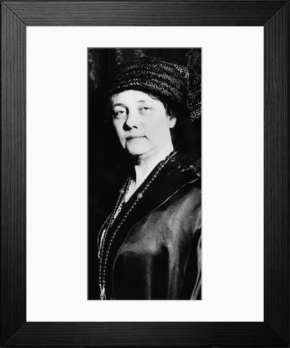 Framed Print : Nellie Bly, early 1900s. Courtesy: CSU Archives / Everett Collection