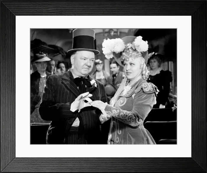 Framed Print : MY LITTLE CHICKADEE, W.C. Fields, Mae West, 1940 Framed Print : MY LITTLE CHICKADEE, W.C. Fields, Mae West, 1940