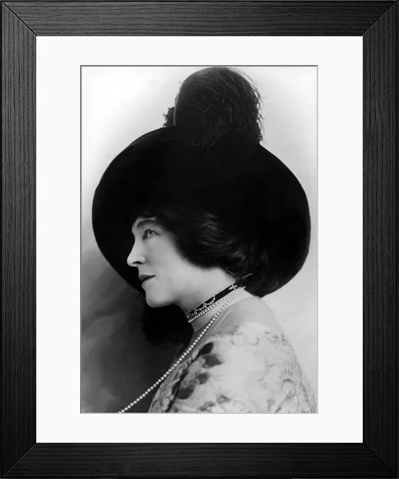 Framed Print : Lillie Langtry in a 1912 portrait.. Courtesy: CSU Archives  /  Everett Collection