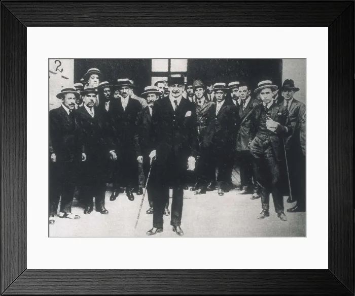 Framed Print : SPAIN. Madrid. Spain (1923). Resignation of Prime Minister Manuel Garca Prieto after Primo de Rivera's military uprising. AISA / Everett Collection**US SALES ONLY**