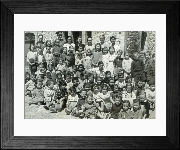 Framed Print : Spanish Civil War (1936-1939). School for evacuated childrensupported by the 42nd Divisin227th Brigade (Palma de Flix). SPAIN. Monistrol de Montserrat