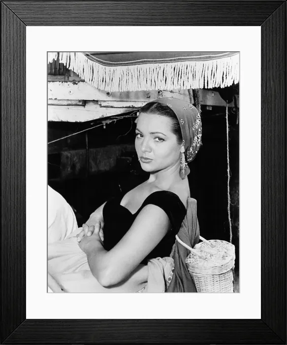 Framed Print : THE BURNING HILLS, Sara Montiel, (aka Sarita Montiel), on-set, 1956