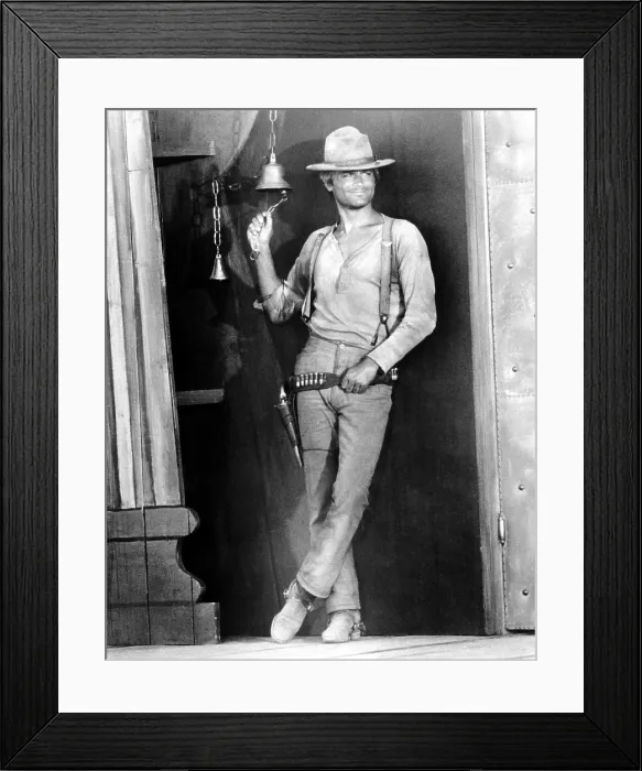 Framed Print : MY NAME IS NOBODY, (aka IL MIO NOME E NESSUNO), Terence Hill, 1973 Framed Print : MY NAME IS NOBODY, (aka IL MIO NOME E NESSUNO), Terence Hill, 1973