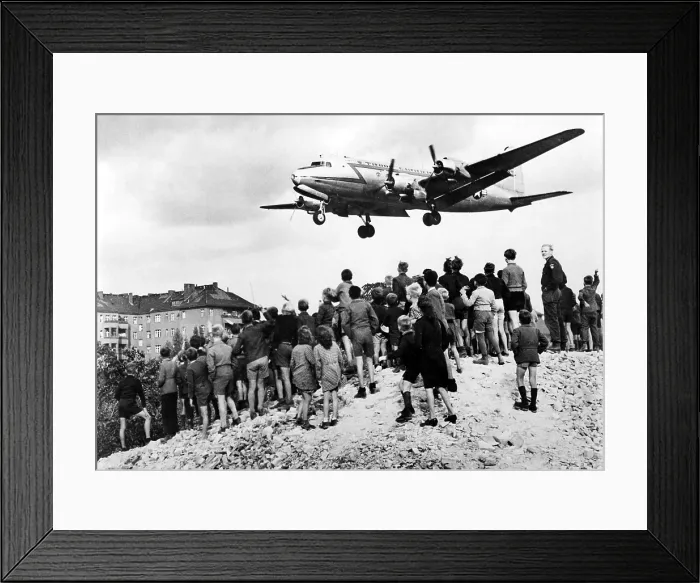Framed Print : Berlin airlift of 1948-49 broke through Soviet blockade w / supplies for 2 million Germans.. Courtesy: CSU Archives / Everett Collection Framed Print : Berlin airlift of 1948-49 broke through Soviet blockade w / supplies for 2 million Germans.. Courtesy: CSU Archives / Everett Collection