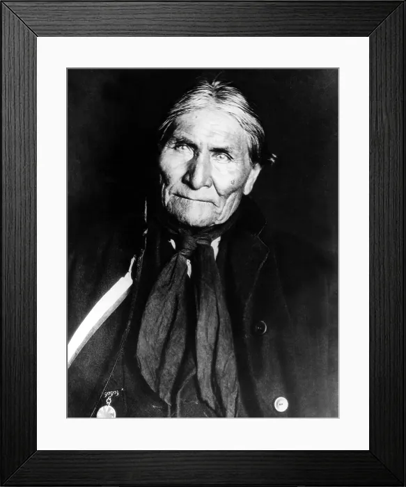 Framed Print : GERONIMO, Apache leader, undated.. Courtesy: CSU Archives  /  Everett Collection