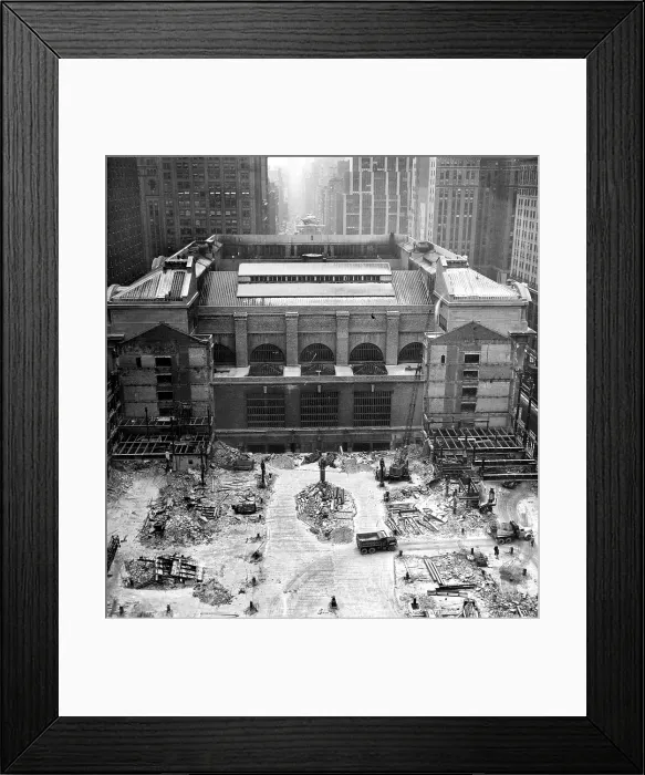 Framed Print : Grand Central Station: Rear view of Grand Central Station, January 23, 1961 CSU Archives / Courtesy Everett Collection Framed Print : Grand Central Station: Rear view of Grand Central Station, January 23, 1961 CSU Archives / Courtesy Everett Collection