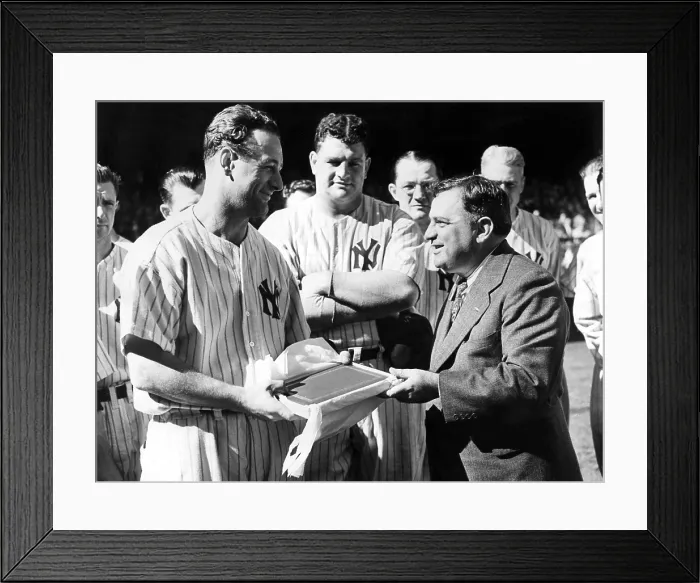 Framed Print : LOU GEHRIG presented with a scroll commemorating his consecutive game record by Mayor LaGuardia. September 19, 1936.. Courtesy: CSU Archives / Everett Collection Framed Print : LOU GEHRIG presented with a scroll commemorating his consecutive game record by Mayor LaGuardia. September 19, 1936.. Courtesy: CSU Archives / Everett Collection