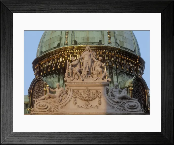 Framed Print : AUSTRIA. VIENNA. Vienna. Michaelertrakt Dome (1893), gate of the Hofburg Imperial Palace. AISA / Everett Collection**US SALES ONLY**