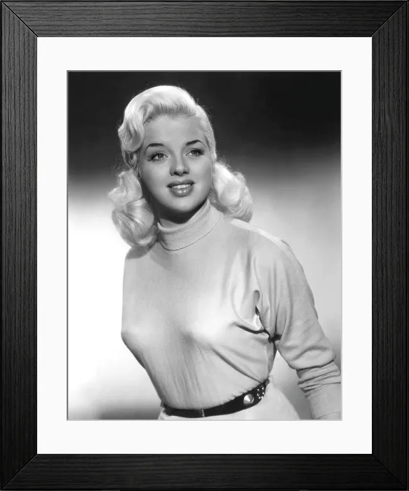 Framed Print : A KID FOR TWO FARTHINGS, Diana Dors, 1955