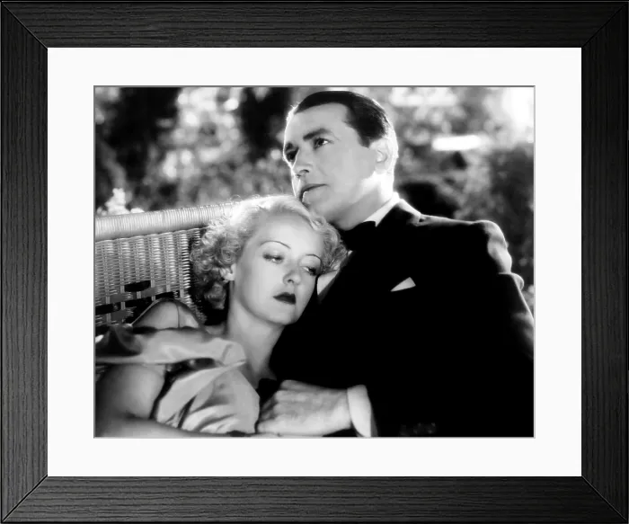 Framed Print : THE CABIN IN THE COTTON, from left, Bette Davis, Richard Barthelmess, 1932