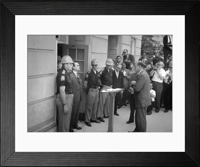 Framed Print : Civil rights, Governor George Wallace (third from left), attempting to block integration at the University of Alabama, he is confronted by Deputy U.S Framed Print : Civil rights, Governor George Wallace (third from left), attempting to block integration at the University of Alabama, he is confronted by Deputy U.S