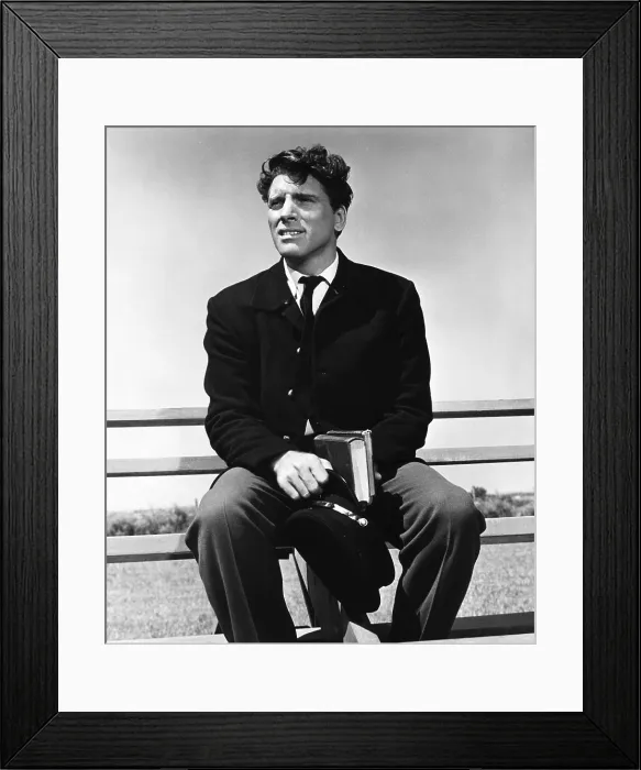 Framed Print : JIM THORPE - ALL-AMERICAN, Burt Lancaster, 1951 Framed Print : JIM THORPE - ALL-AMERICAN, Burt Lancaster, 1951