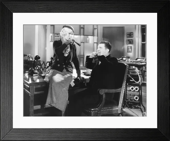 Framed Print : MYSTERY OF THE WAX MUSEUM, from left: Glenda Farrell, Frank McHugh, 1933 Framed Print : MYSTERY OF THE WAX MUSEUM, from left: Glenda Farrell, Frank McHugh, 1933