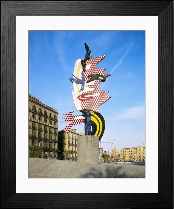Framed Print : LICHTENSTEIN, Roy (1923). Barcelona Head. 1992. SPAIN. Barcelona. Concrete and colour ceramic. Pop Art. Sculpture. AISA / Everett Collection - Image has fine art copyright