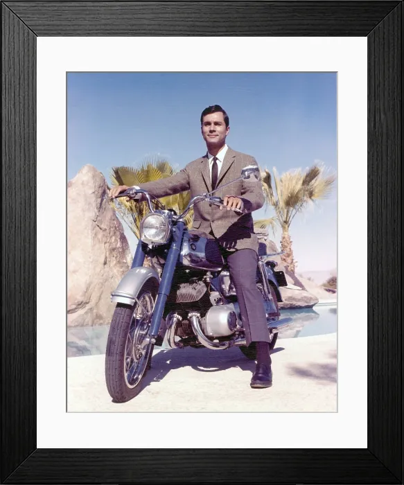 Framed Print : THE SATAN BUG, George Maharis, 1965