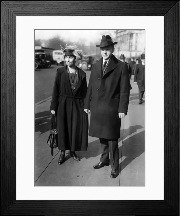 Framed Print : Calvin Coolidge with his wife in Washington D.C. during his vice presidency, 1921. Courtesy: CSU Archives / Everett Collection