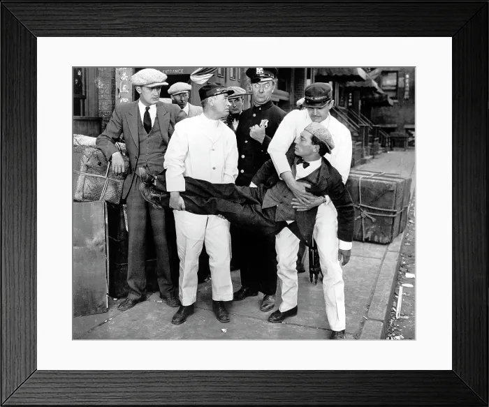 Framed Print : THE CAMERAMAN, Harold Goodwin, Harry Gribbon, Buster Keaton, 1928 Framed Print : THE CAMERAMAN, Harold Goodwin, Harry Gribbon, Buster Keaton, 1928