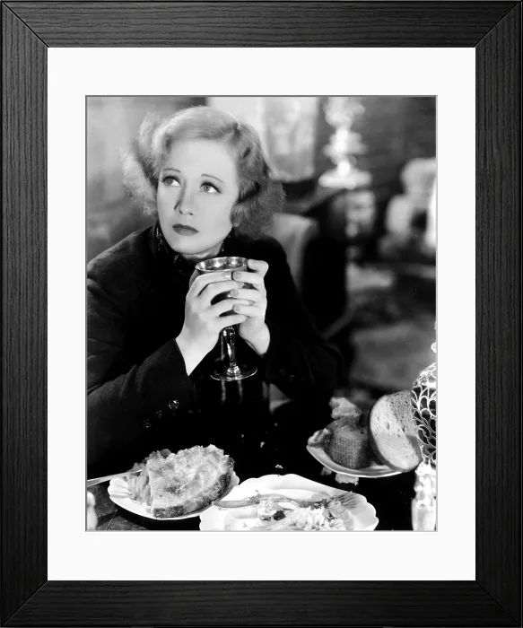 Framed Print : JOHN MEADES WOMAN, Francine Larrimore, 1937. Courtesy: CSU Archives  /  Everett Collection