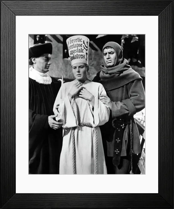 Framed Print : JOAN OF ARC, Sheppard Strudwick, Ingrid Bergman, 1948 Framed Print : JOAN OF ARC, Sheppard Strudwick, Ingrid Bergman, 1948
