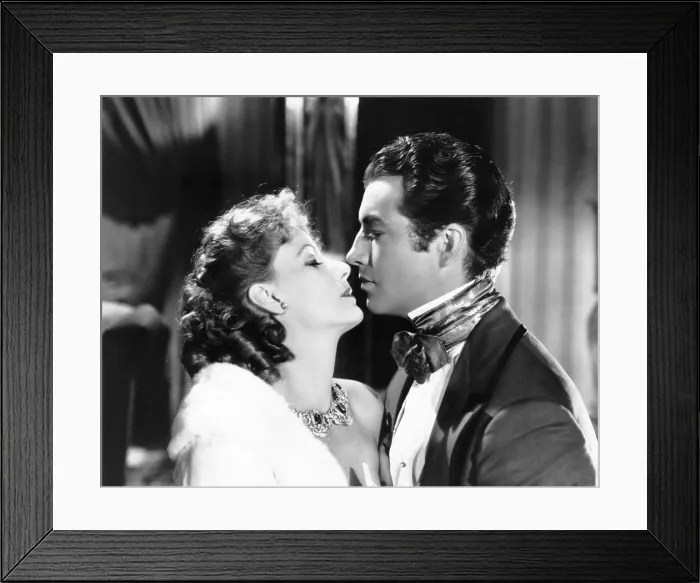 Framed Print : CAMILLE, from left, Greta Garbo, Robert Taylor, 1936 Framed Print : CAMILLE, from left, Greta Garbo, Robert Taylor, 1936