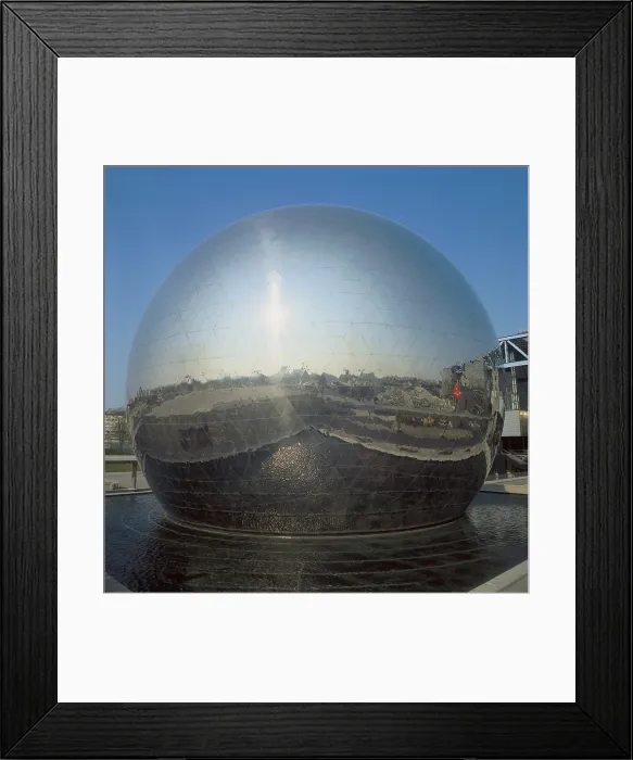 Framed Print : FAINSILBER, Adrien (1932). La Gede. 1983-1985. FRANCE. LE-DE-FRANCE. PARIS. Paris. La Gede, by adrian Fainsilber in La Villette district. Sculpture Framed Print : FAINSILBER, Adrien (1932). La Gede. 1983-1985. FRANCE. LE-DE-FRANCE. PARIS. Paris. La Gede, by adrian Fainsilber in La Villette district. Sculpture