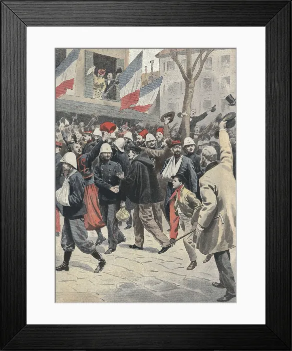 Framed Print : France. 3rd Republic (1901). French soldiers hurt are received in Marseille. Illustration from 'Le Petit Journal' (February 171901). Engraving Framed Print : France. 3rd Republic (1901). French soldiers hurt are received in Marseille. Illustration from 'Le Petit Journal' (February 171901). Engraving