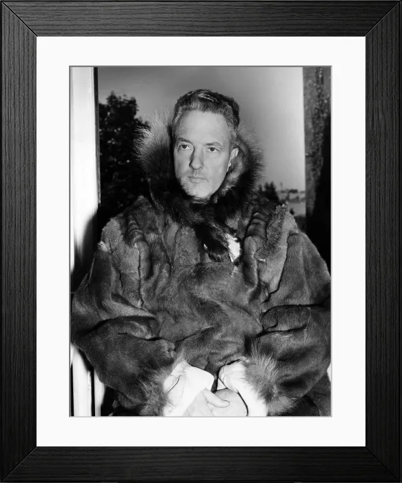 Framed Print : Admiral Richard E. Byrd before his expedition to the Antarctic. He's wearing a flying suit of reindeer skin, 1939. Courtesy: CSU Archives / Everett Collection Framed Print : Admiral Richard E. Byrd before his expedition to the Antarctic. He's wearing a flying suit of reindeer skin, 1939. Courtesy: CSU Archives / Everett Collection