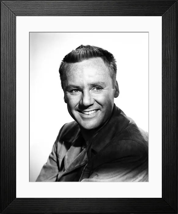 Framed Print : THE CAINE MUTINY, Van Johnson, 1954 Framed Print : THE CAINE MUTINY, Van Johnson, 1954