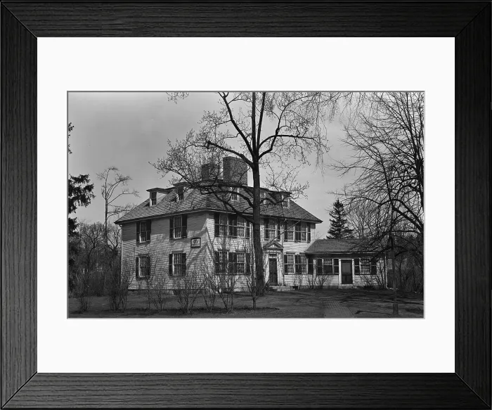 Framed Print : The American Revolution. Buckman Tavern, headquarters of the Colonial Militia Lexington, Massachusetts Framed Print : The American Revolution. Buckman Tavern, headquarters of the Colonial Militia Lexington, Massachusetts