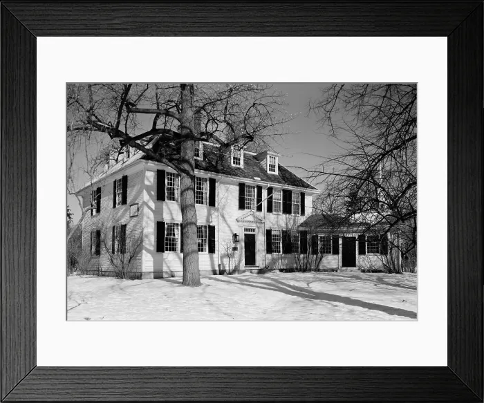 Framed Print : The American Revolution. Buckman Tavern, headquarters of the Colonial Militia Lexington, Massachusetts Framed Print : The American Revolution. Buckman Tavern, headquarters of the Colonial Militia Lexington, Massachusetts