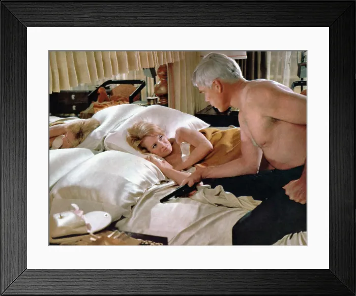 Framed Print : POINT BLANK, Angie Dickinson, Lee Marvin, 1967 Framed Print : POINT BLANK, Angie Dickinson, Lee Marvin, 1967