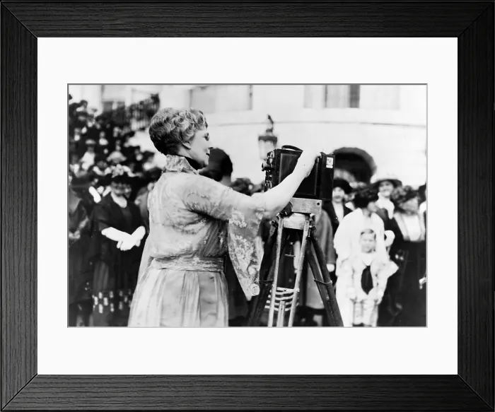 Framed Print : First Lady Florence Harding, wife of President Warren G. Harding, operating a movie camera on the lawn at the White House, ca. 1921 Framed Print : First Lady Florence Harding, wife of President Warren G. Harding, operating a movie camera on the lawn at the White House, ca. 1921