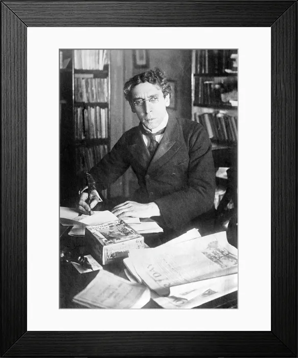 Framed Print : Israel Zangwill (1864-1926), English Jewish novelist and playwright. Author of The Melting Pot'. Photograph ca. 1905 Framed Print : Israel Zangwill (1864-1926), English Jewish novelist and playwright. Author of The Melting Pot'. Photograph ca. 1905