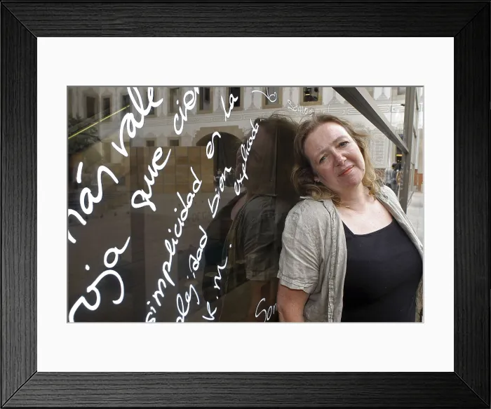 Framed Print : NADELBarbara. Writer. 2004. Oscar Elias / AISA / Everett Collection (184266)**US SALES ONLY**