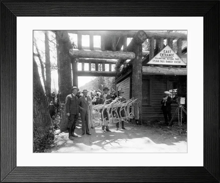 Framed Print : Notables show up to celebrate the opening of Yellowstone National Park for the season, l-r, Superintendant of Yellowstone Park Horace M. Albright, Wyoming Governor Frank C