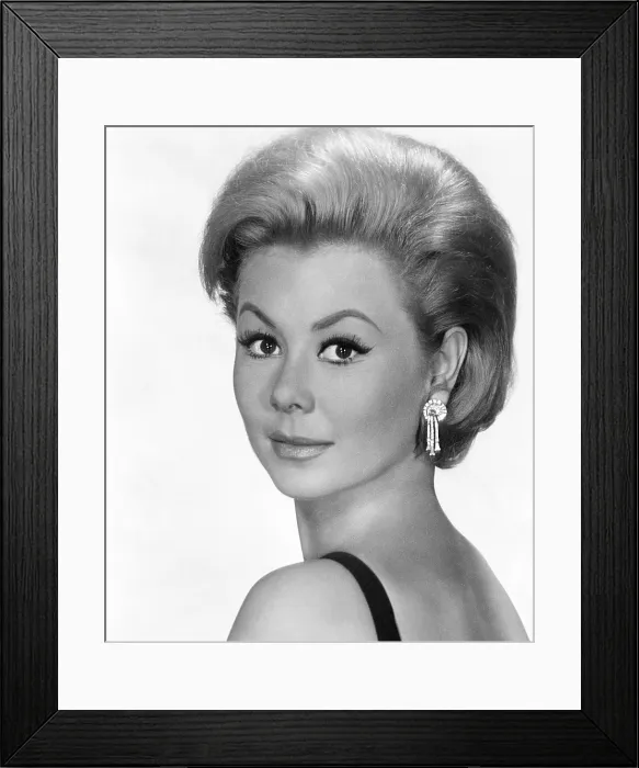 Framed Print : FOR LOVE OR MONEY, Mitzi Gaynor, 1963 Framed Print : FOR LOVE OR MONEY, Mitzi Gaynor, 1963