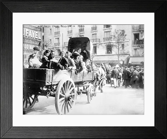 Framed Print : WORLD WAR I, Refugees from Belgium in Paris, photograph circa 1914 Framed Print : WORLD WAR I, Refugees from Belgium in Paris, photograph circa 1914