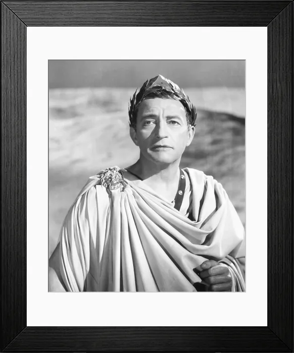 Framed Print : CAESAR AND CLEOPATRA, Claude Rains as Julius Caesar, 1945 Framed Print : CAESAR AND CLEOPATRA, Claude Rains as Julius Caesar, 1945