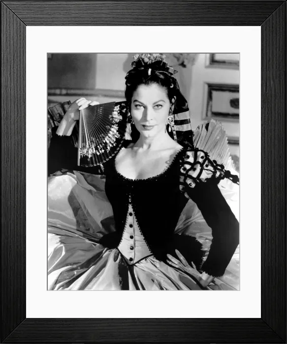 Framed Print : THE NAKED MAJA, Ava Gardner, 1958 Framed Print : THE NAKED MAJA, Ava Gardner, 1958