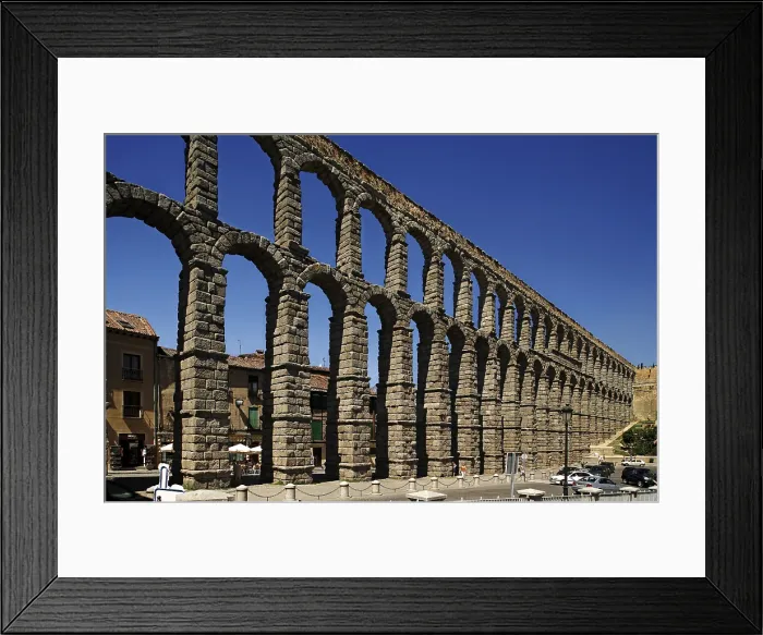 Framed Print : Aqueduct in Segovia. 1st c. SPAIN. Segovia. Roman aqueduct. Roman art. Early Empire. Architecture. - Cardinalia / Iberfoto / Everett Collection (113835)**US SALES ONLY**
