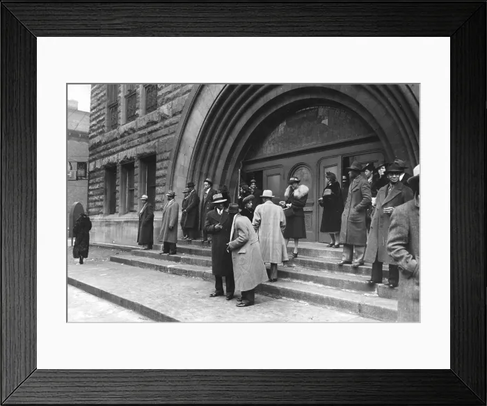 Framed Print : In front of Pilgrim Baptist Church on Easter Sunday, South Side of Chicago, Illinois, April, 1941 Framed Print : In front of Pilgrim Baptist Church on Easter Sunday, South Side of Chicago, Illinois, April, 1941