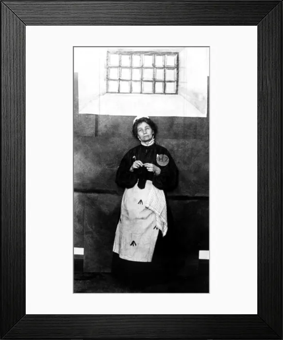 Framed Print : Emmeline Pankhurst in prison, 4 / 3 / 13. Courtesy: CSU Archives  /  Everett Collection