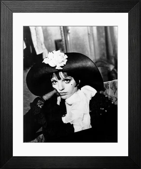 Framed Print : CABARET, Liza Minnelli, 1972