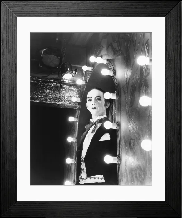 Framed Print : CABARET, Joel Grey, 1972 Framed Print : CABARET, Joel Grey, 1972