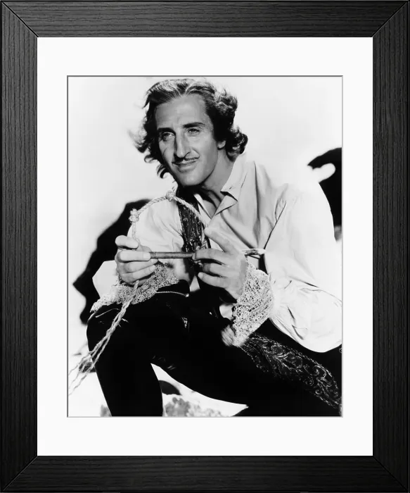 Framed Print : CAPTAIN BLOOD, Basil Rathbone, 1935