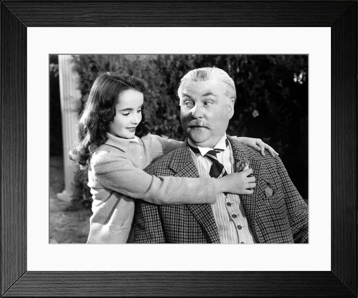 Framed Print : LASSIE COME HOME, Elizabeth Taylor, Nigel Bruce, 1943