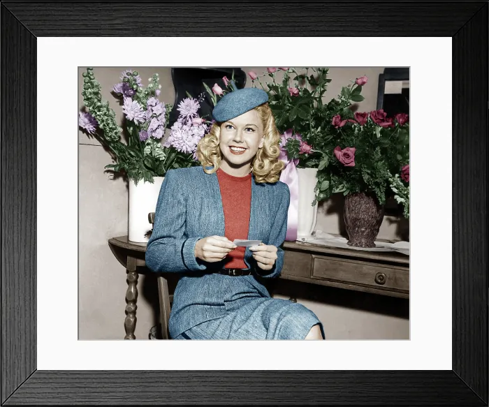 Framed Print : ROMANCE ON THE HIGH SEAS, Doris Day, on set, 1948 Framed Print : ROMANCE ON THE HIGH SEAS, Doris Day, on set, 1948