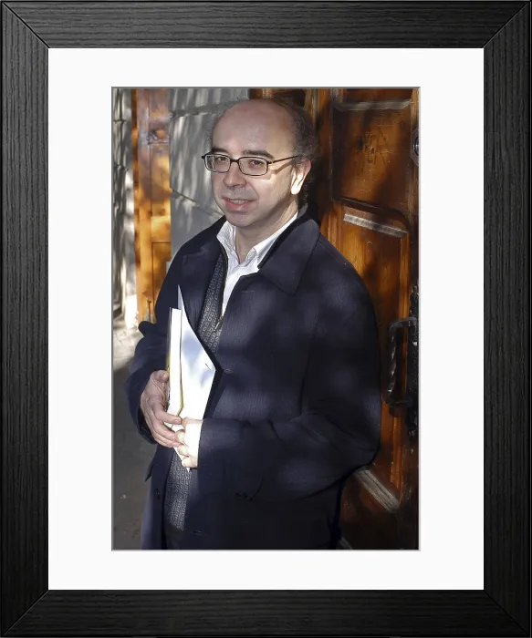 Framed Print : DALMAURafael. Writer. 2004. Oscar Elias / AISA / Everett Collection (184333)**US SALES ONLY**