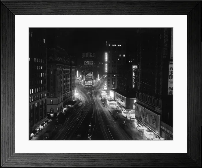 Framed Print : TIMES SQUARE, brownout, November 1, 1943.. Courtesy: CSU Archives  /  Everett Collection